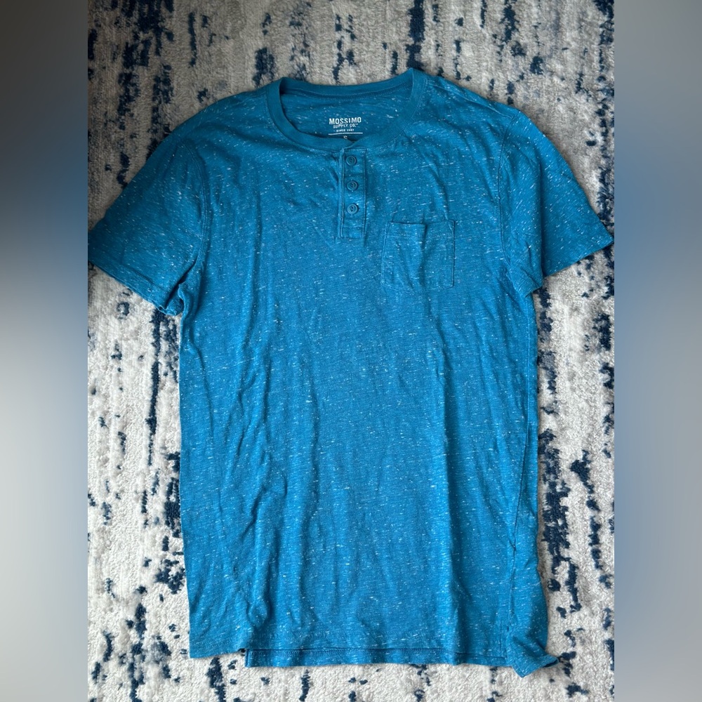 Men’s Size Small Mossimo T-Shirt